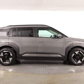 Foto inzerátu Kia EV3 Standard Range