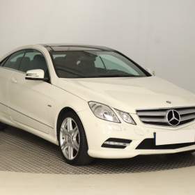 Mercedes E E 250 / 19955731
