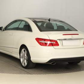 Foto inzerátu Mercedes E E 250
