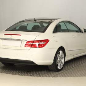 Foto inzerátu Mercedes E E 250
