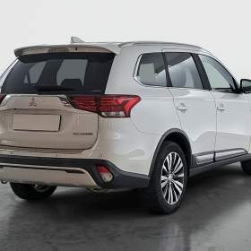 Foto inzerátu Mitsubishi Outlander 2.0