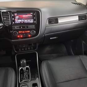 Foto inzerátu Mitsubishi Outlander 2.0