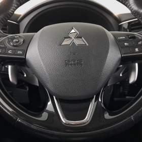 Foto inzerátu Mitsubishi Outlander 2.0