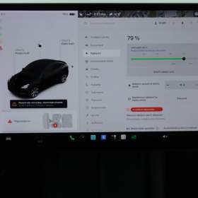 Tesla Model Y Long Range AWD 75kWh / 19957815