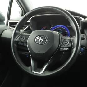 Foto inzerátu Toyota Corolla 1.8 Hybrid