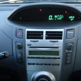 Foto inzerátu Toyota Yaris 1.0 VVT-i