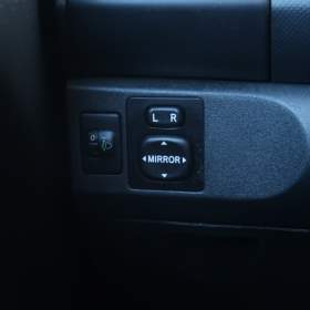Foto inzerátu Toyota Yaris 1.0 VVT-i