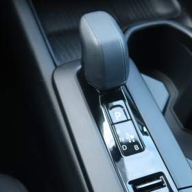 Foto inzerátu Toyota C-HR 1.8 Hybrid
