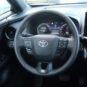 Foto inzerátu Toyota C-HR 1.8 Hybrid