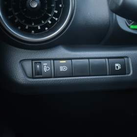Foto inzerátu Toyota C-HR 1.8 Hybrid