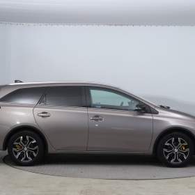 Foto inzerátu Toyota Auris 1.2 Ti