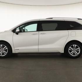 Foto inzerátu Toyota Sienna Hybrid