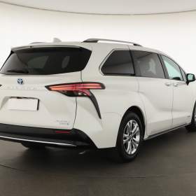 Foto inzerátu Toyota Sienna Hybrid