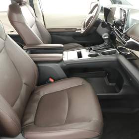 Foto inzerátu Toyota Sienna Hybrid