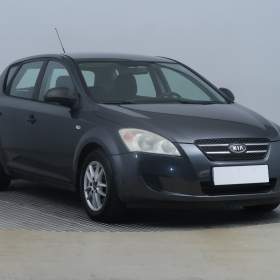 Fotka k inzerátu Kia Ceed 1.6 CVVT / 19798775