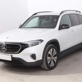 Foto inzerátu Mercedes EQB EQB 250