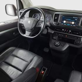 Foto inzerátu Peugeot Traveller 2.0 BlueHDi