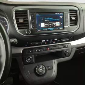Foto inzerátu Peugeot Traveller 2.0 BlueHDi