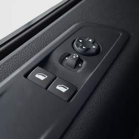 Foto inzerátu Peugeot Traveller 2.0 BlueHDi