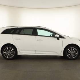 Foto inzerátu Toyota Avensis 2.0 D-4D