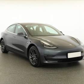 Tesla Model 3 Long Range 4WD 78kWh / 19960937