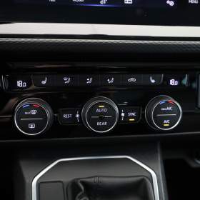 Foto inzerátu VW Multivan 2.0 TDI