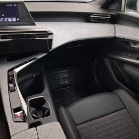 Foto inzerátu Peugeot 3008 1.2 MHEV