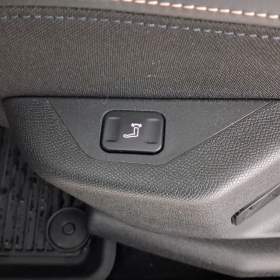Foto inzerátu Peugeot 3008 1.2 MHEV