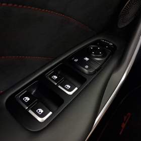 Foto inzerátu Kia Stinger 3.3 T-GDI