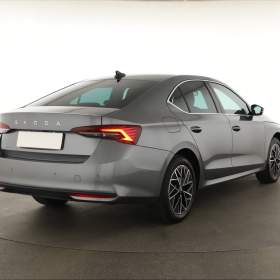 Foto inzerátu Skoda Octavia 1.5 TSI e-tec