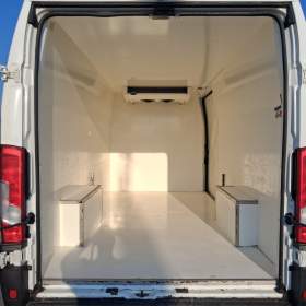 Foto inzerátu Citroen Jumper 2.2 BlueHDi