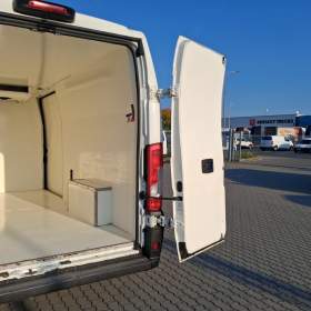 Foto inzerátu Citroen Jumper 2.2 BlueHDi