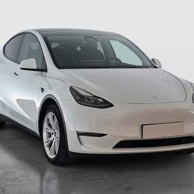 Tesla Model Y Long Range AWD 79kWh / 19962102