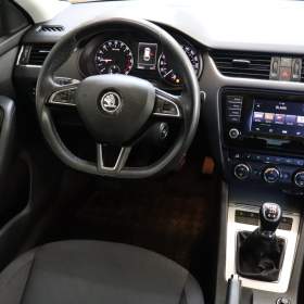 Skoda Octavia 1.6 TDI 4x4 / 19962153