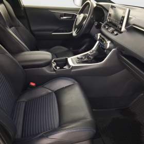 Foto inzerátu Toyota RAV 4 2.5 Hybrid