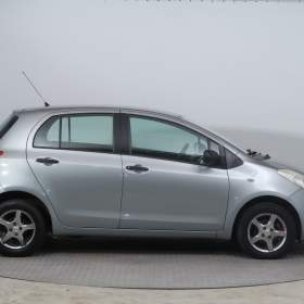 Foto inzerátu Toyota Yaris 1.0 VVT-i