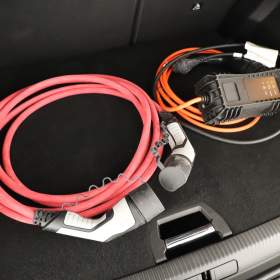 Foto inzerátu Peugeot e-2008 50 kWh