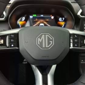 Foto inzerátu MG ZS SUV 1.5 i