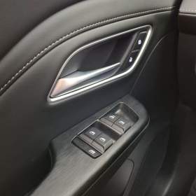 Foto inzerátu MG ZS SUV 1.5 i