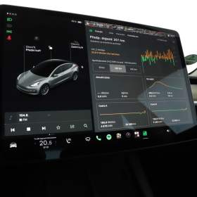 Foto inzerátu Tesla Model 3 Std Range Plus 55kWh