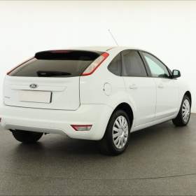 Foto inzerátu Ford Focus 1.6 16V