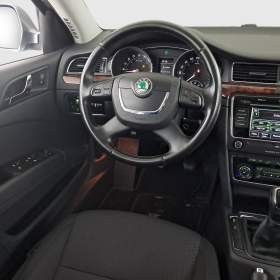 Foto inzerátu Skoda Superb 1.6 TDI