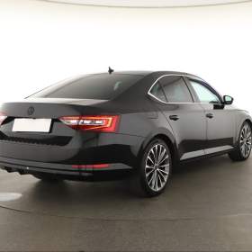 Foto inzerátu Skoda Superb 2.0 TDI