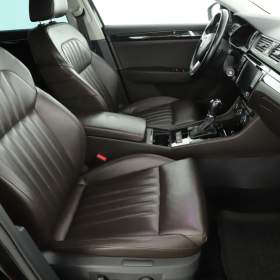 Foto inzerátu Skoda Superb 2.0 TDI