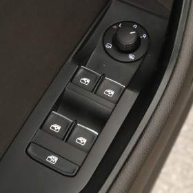Foto inzerátu Skoda Superb 2.0 TDI