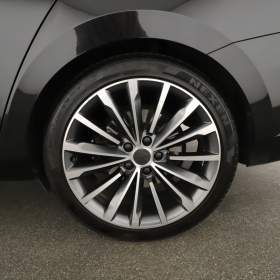 Foto inzerátu Skoda Superb 2.0 TDI