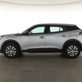 Foto inzerátu Peugeot e-2008 50 kWh