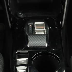 Foto inzerátu Peugeot e-2008 50 kWh
