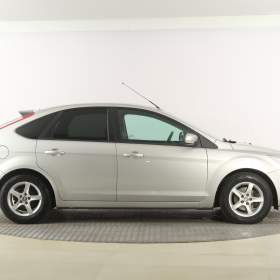 Foto inzerátu Ford Focus 1.6 16V