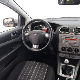 Foto inzerátu Ford Focus 1.6 16V